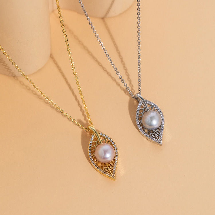 Leaf Necklace Women's Summer Light Luxury High end New Internet Celebrity Versatile Collar Chain Short Style